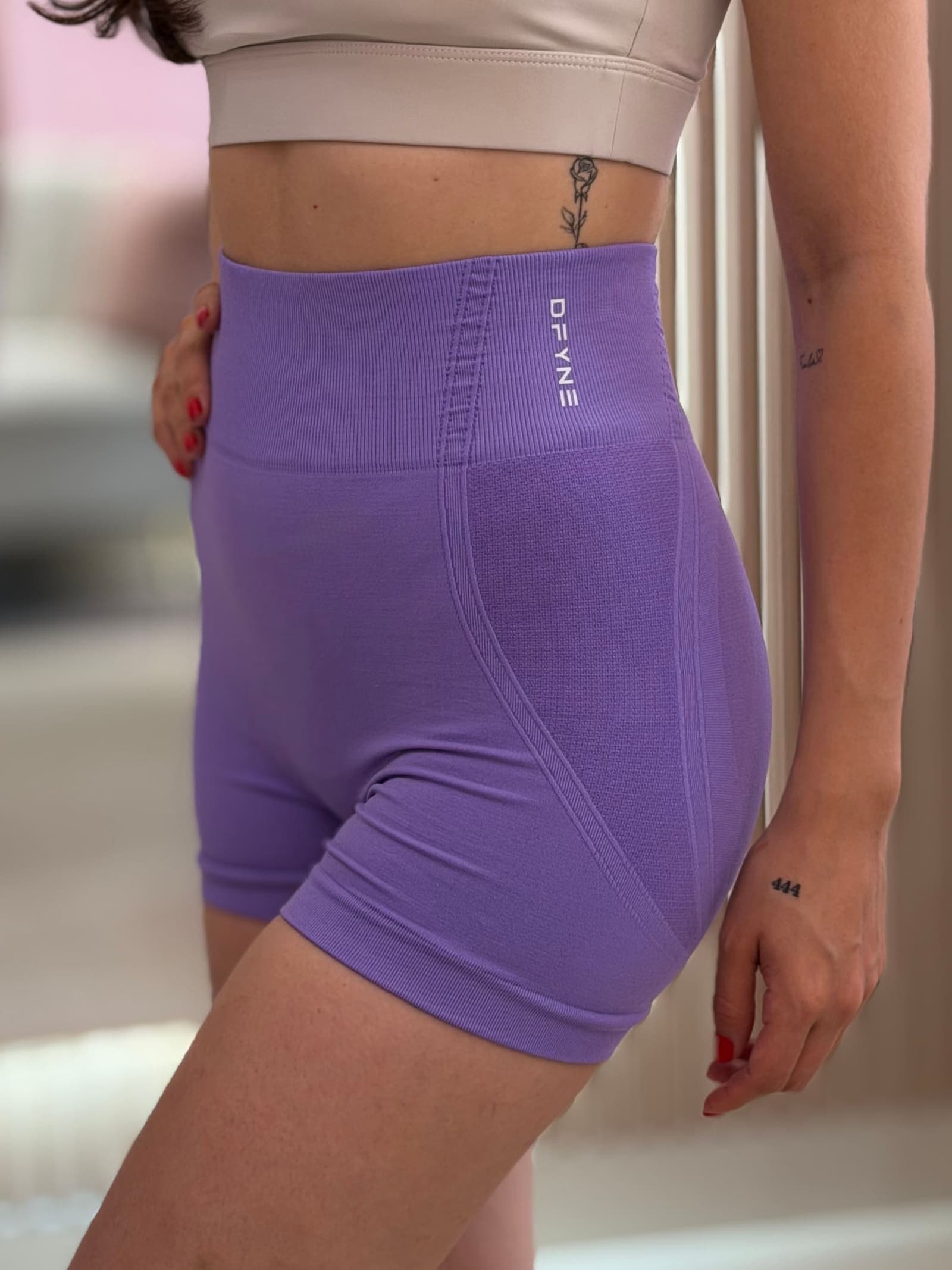 Short Dyfine